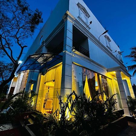 Hotel Northway Vavuniya Екстер'єр фото