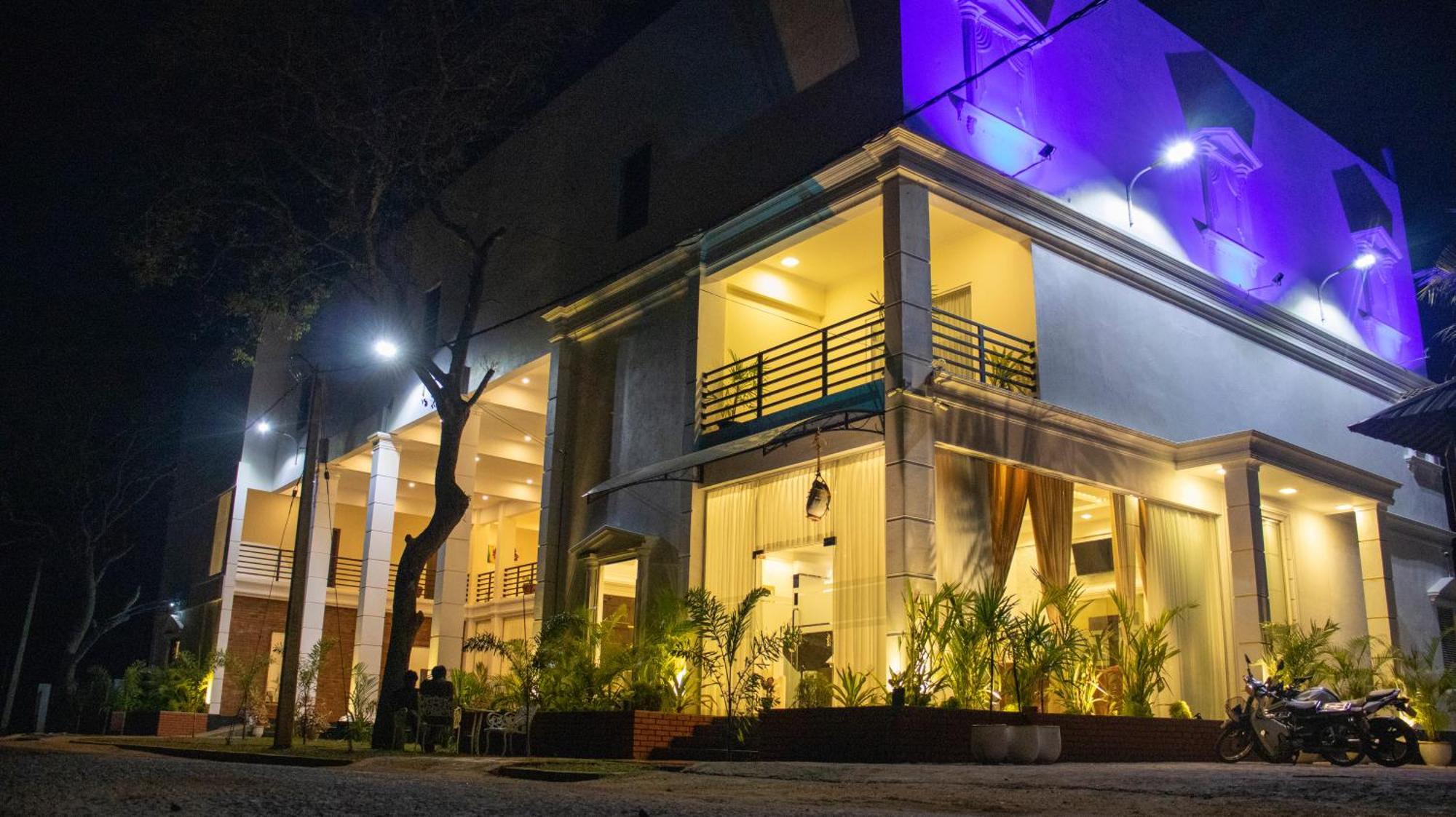 Hotel Northway Vavuniya Екстер'єр фото