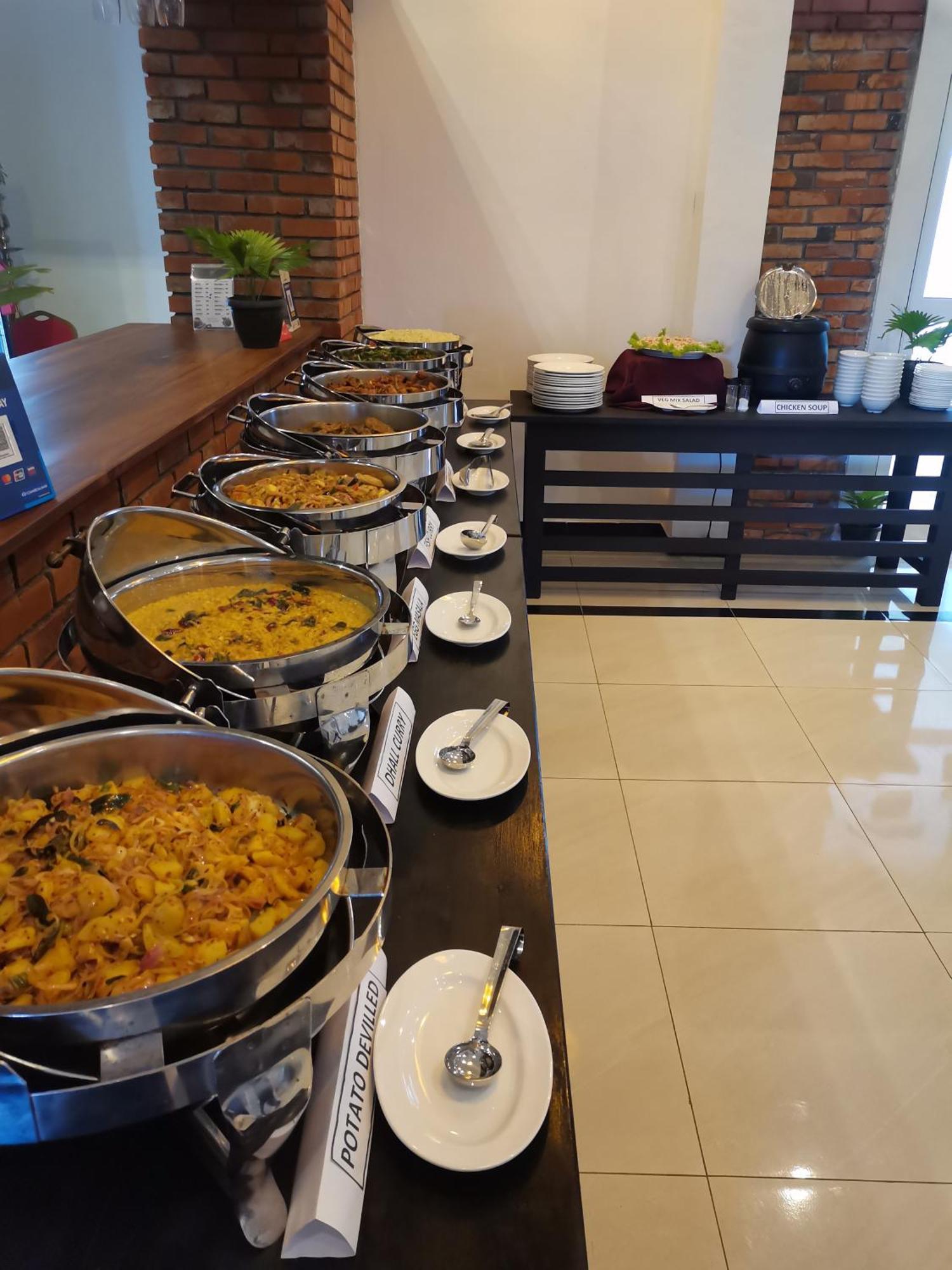 Hotel Northway Vavuniya Екстер'єр фото